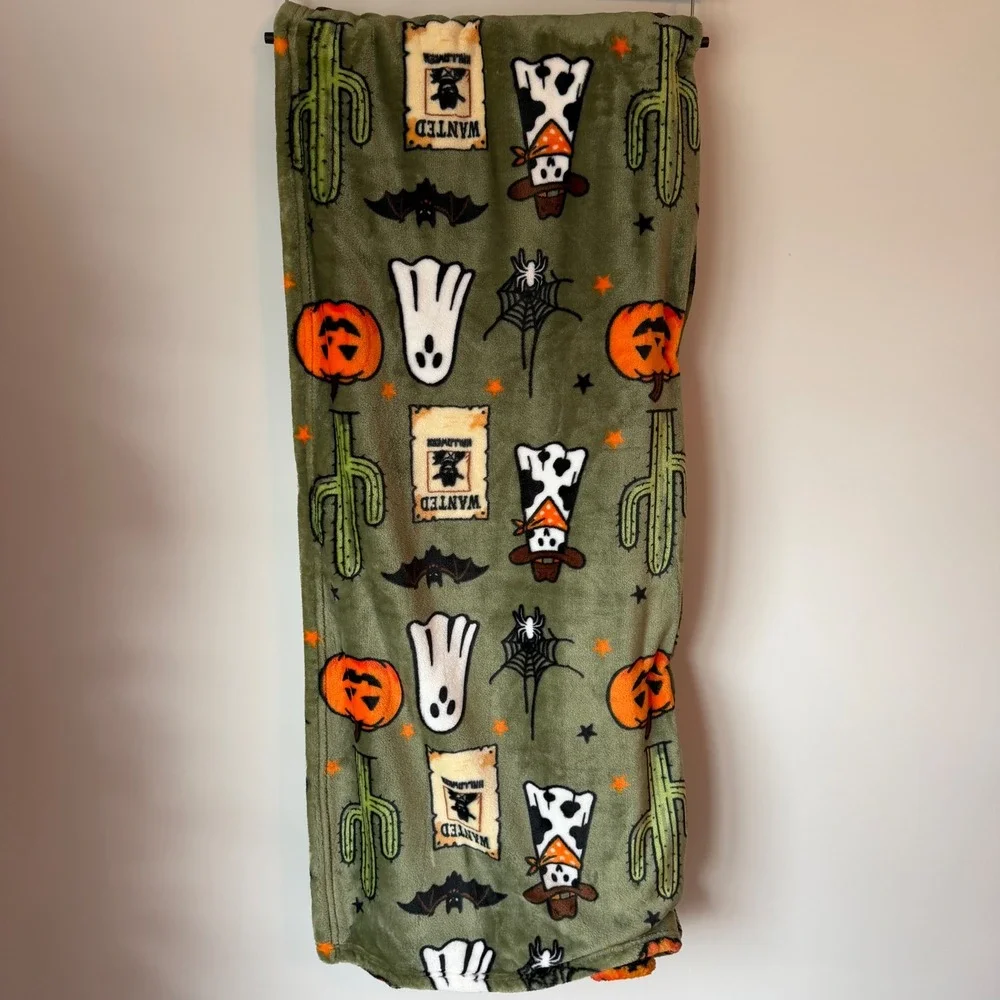 New Wrangler Green Western Cowboy Ghost 60x70 Blanket Halloween Wanted Pumpkin